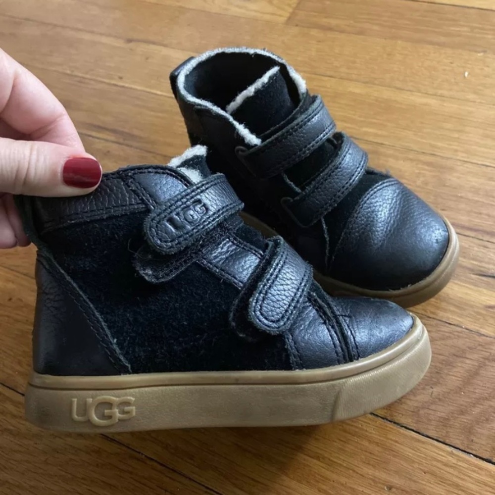 Uggs Toddler/Walker Shoes